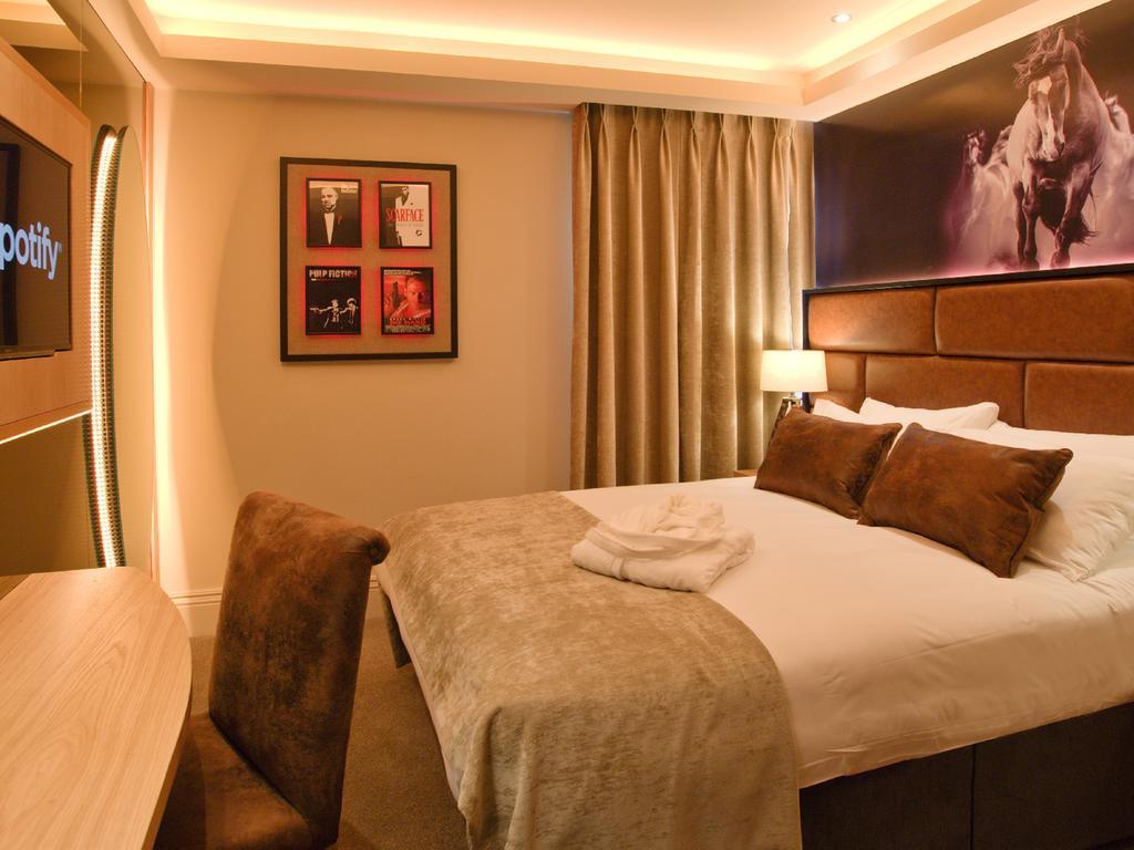 The Residence Hotel غالواي المظهر الخارجي الصورة