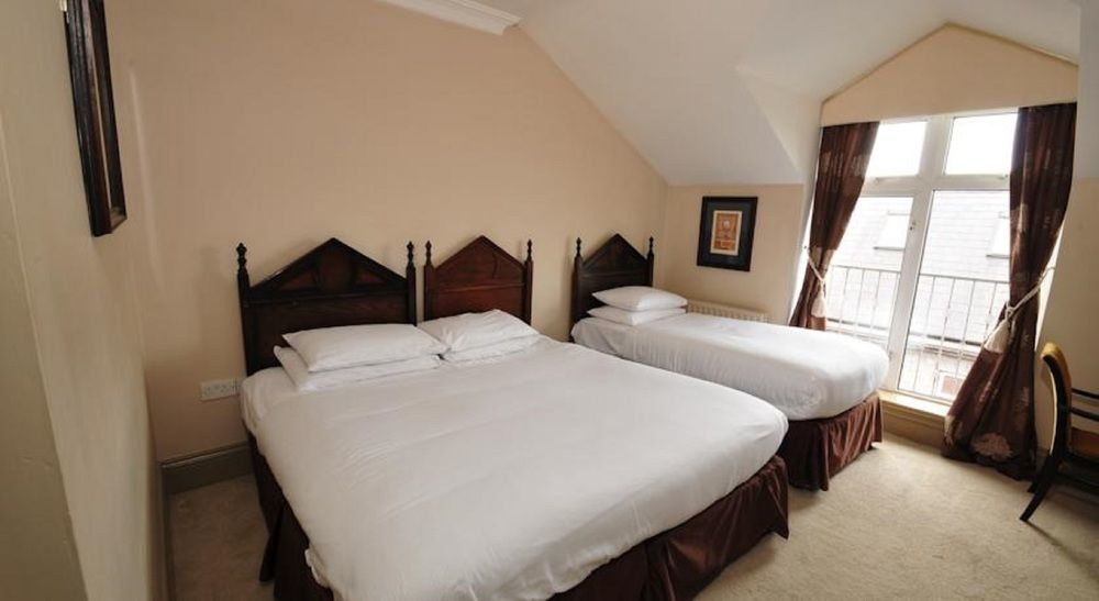 The Residence Hotel غالواي المظهر الخارجي الصورة